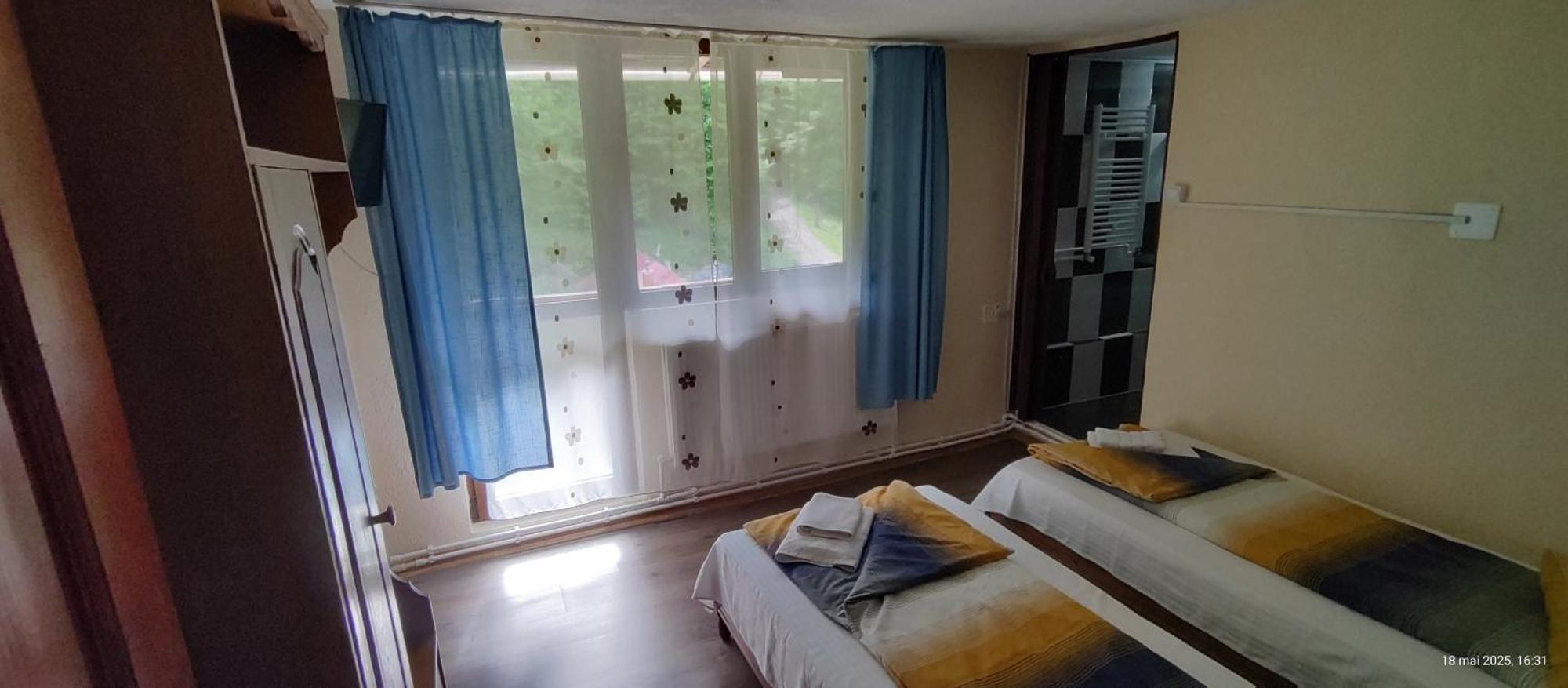 Cabana Cerbu Bozovici Ngoại thất bức ảnh